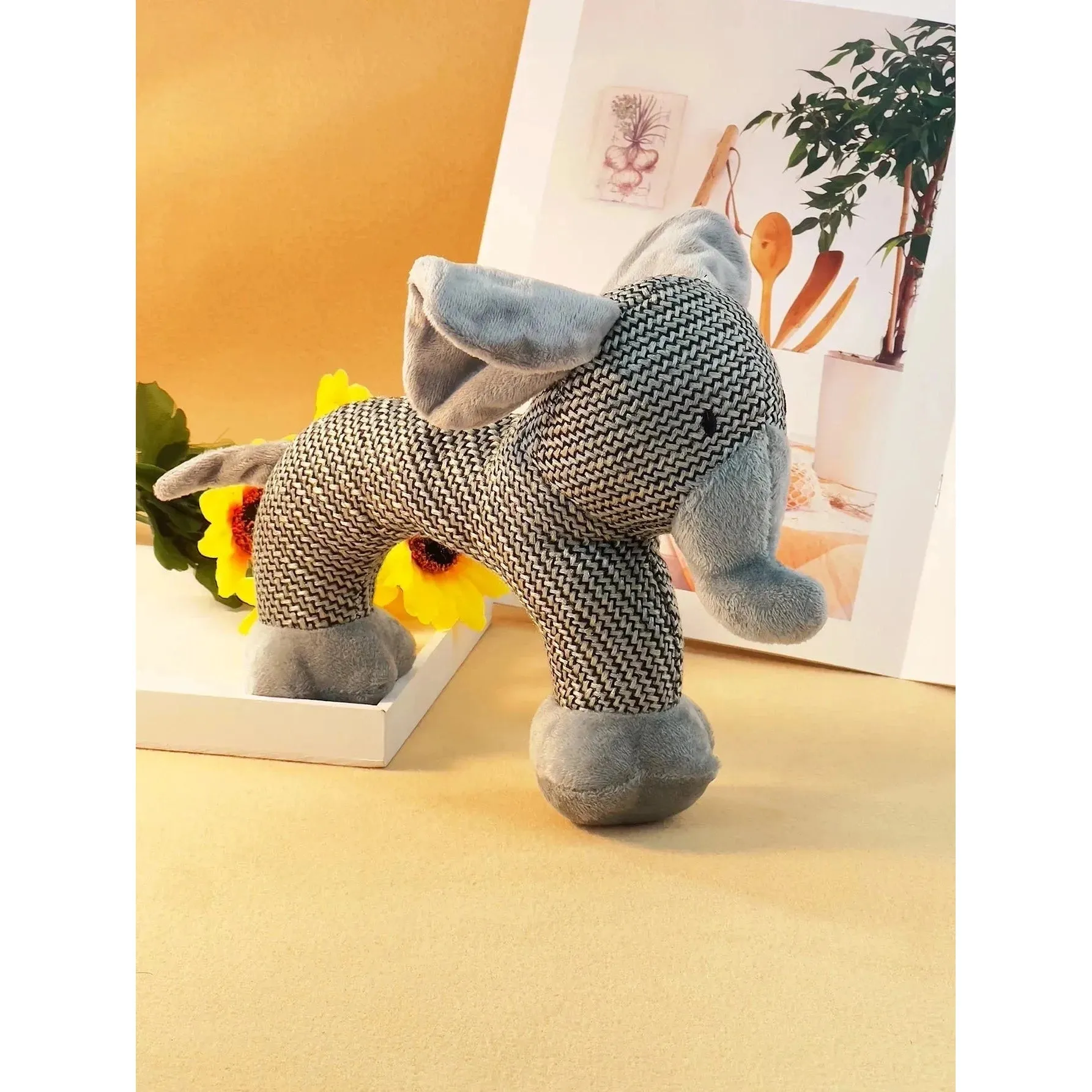 A dog toy cat voice relief from hi artifact bite-resistant pet teeth cleaning pet plush toys