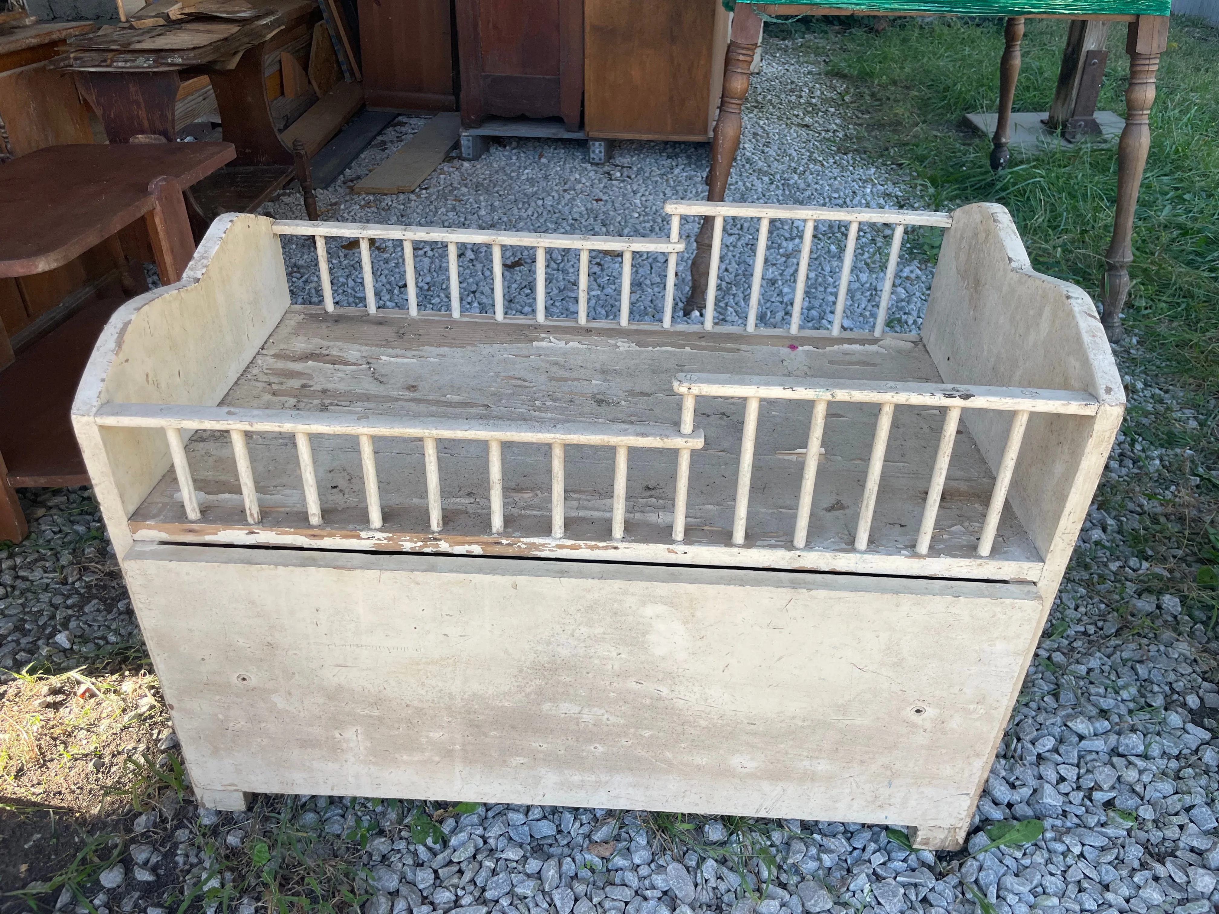 <* Vintage Handmade Wood Toy Chest Box and Baby Bed Pull Out Drawer