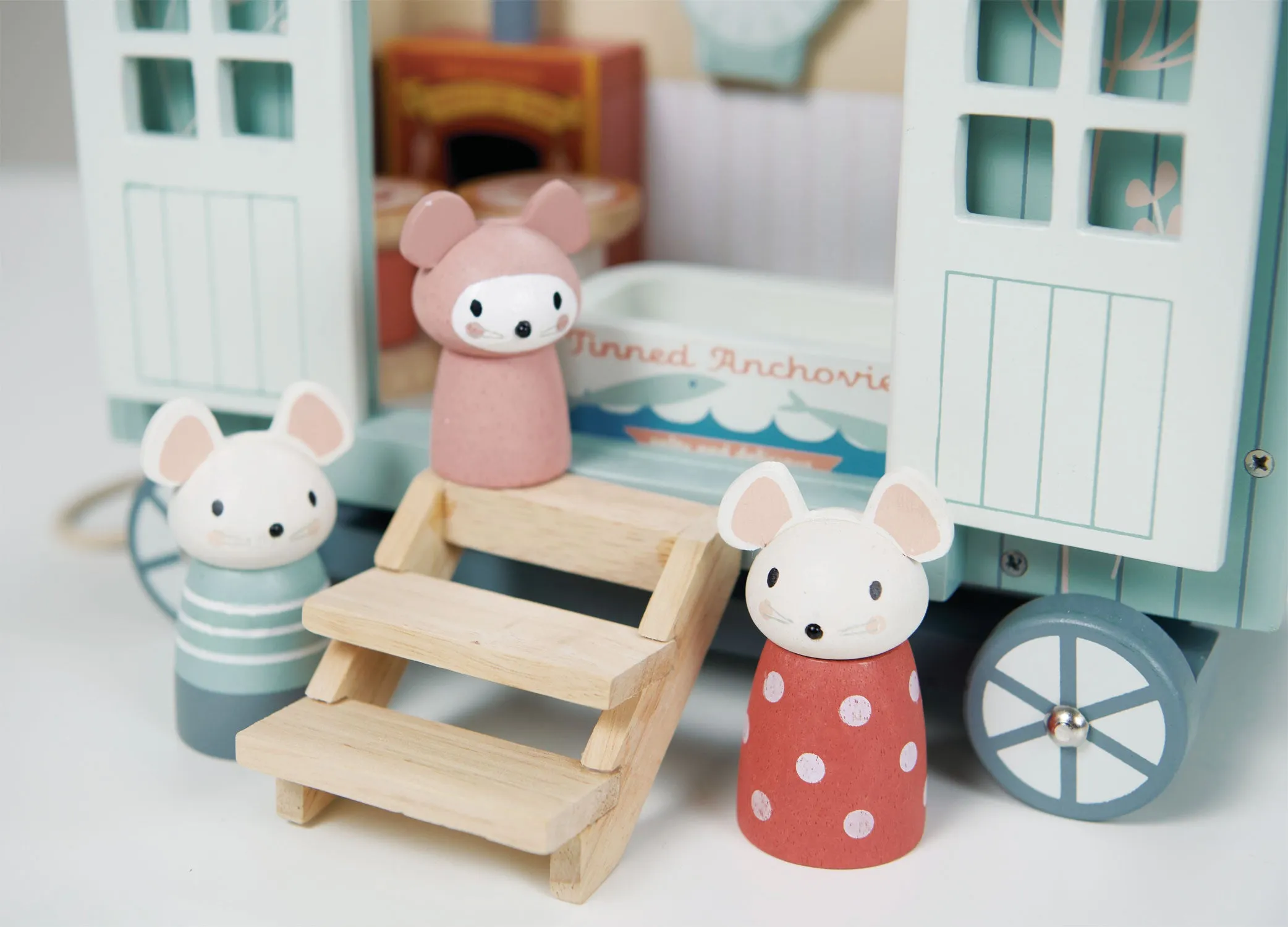 Wooden Mouse Family & House Play Set
