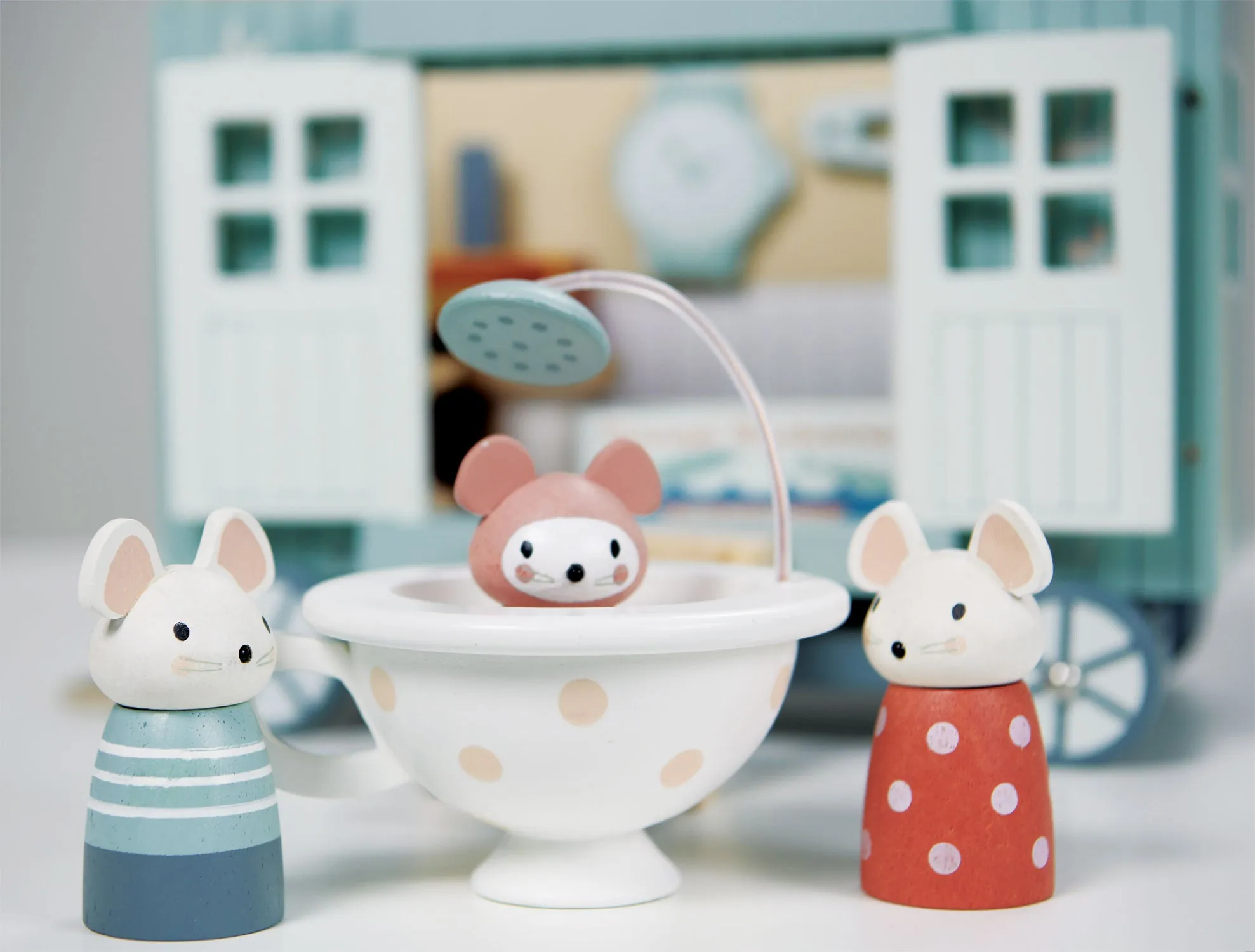 Wooden Mouse Family & House Play Set